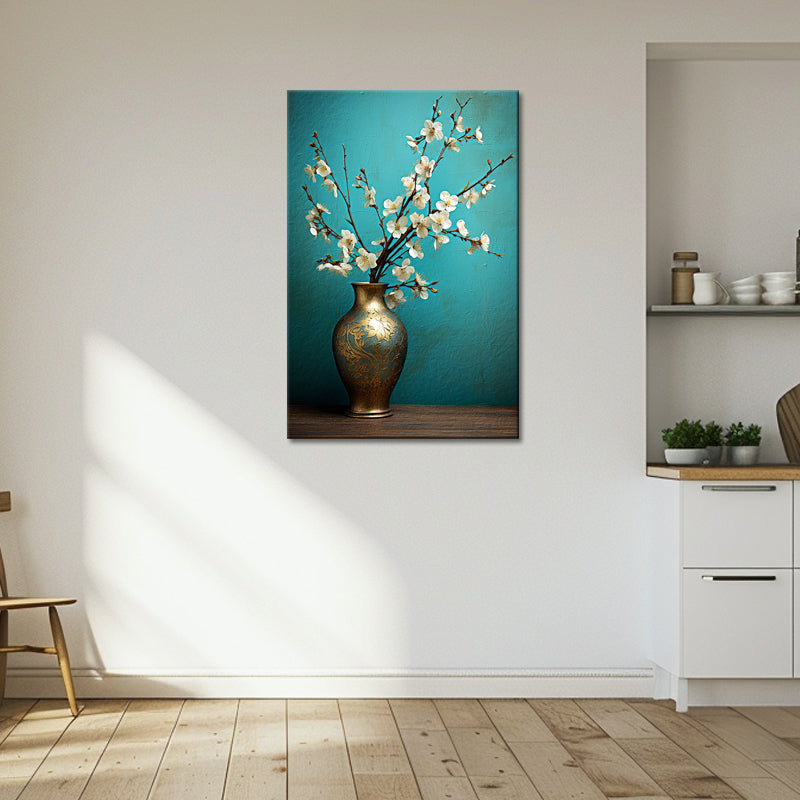 Vase mit weißen Blumen
