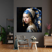 Frau im Schal mit Delfter Blau