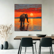 Elefant bei Sonnenuntergang