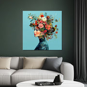 Frau mit Blumen im Haar II