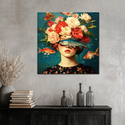 Frau mit Blumen und Fischen