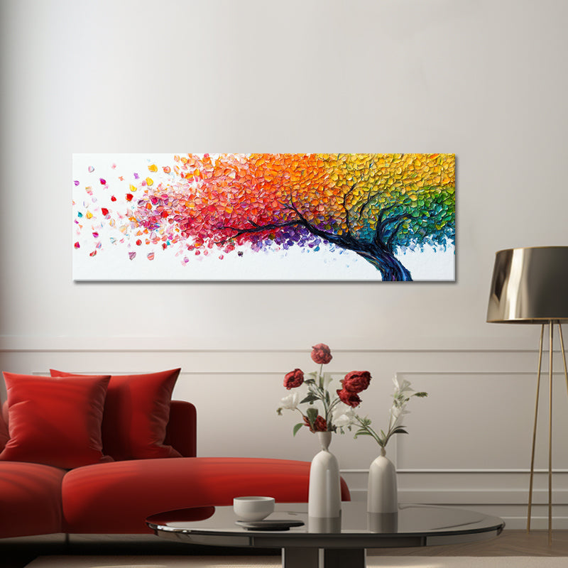 Ein Baum mit Blättern in verschiedenen Farben