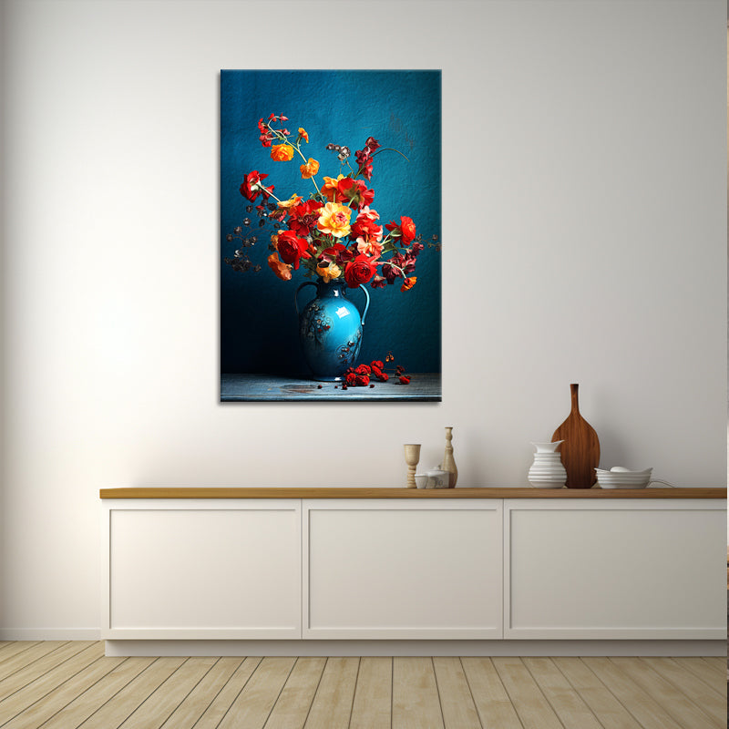 Blumen in türkisfarbener Vase