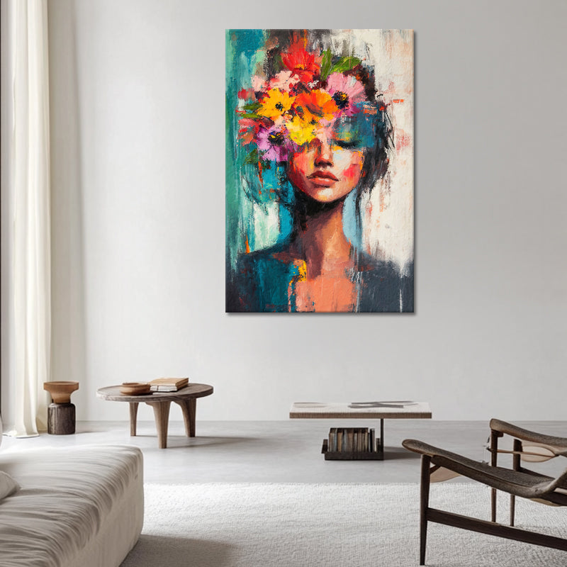 Frau mit Blumen in ihrem Haar