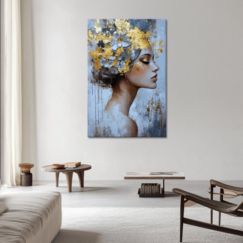 Frau in Gold
