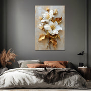 Weiße Blume in Gold