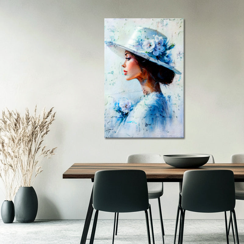 Moderne Frau mit Hut