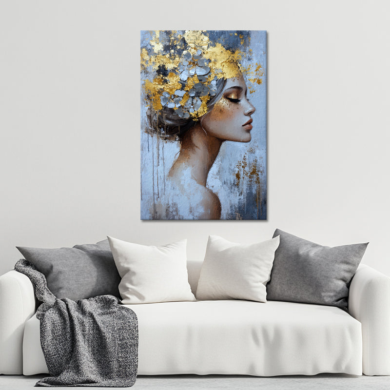 Frau in Gold